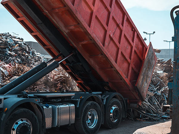 Ritiro-e-smaltimento-macchinari-obsoleti-milano